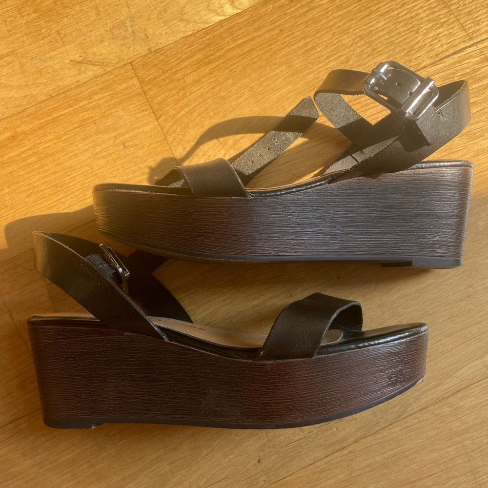 Vintage Deadstock Chinese Laundry Black Platform Strappy Sandals